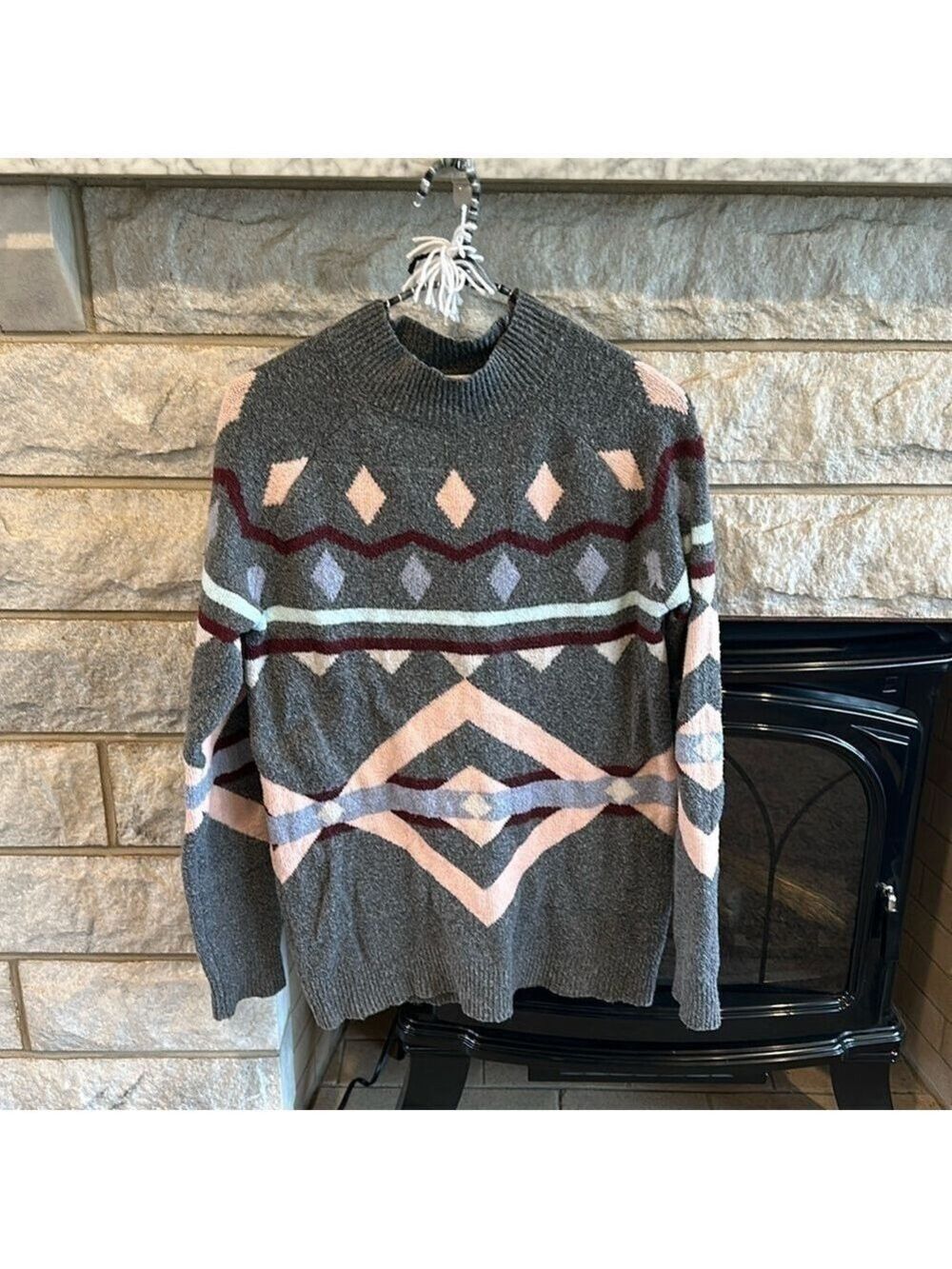 Pink Rose geometric mock neck sweater medium